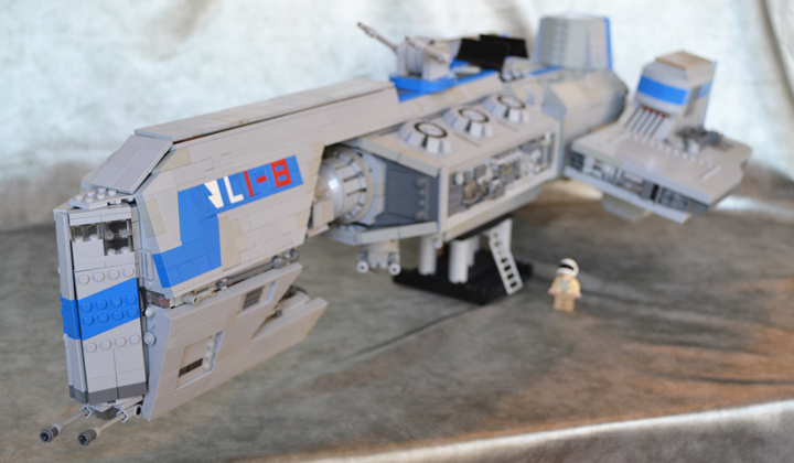 LEGO MOC - В далекой-далекой галактике... - Crusader-Class_Corvette