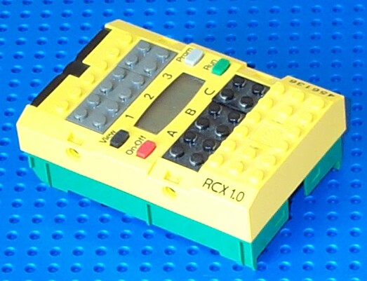 883b